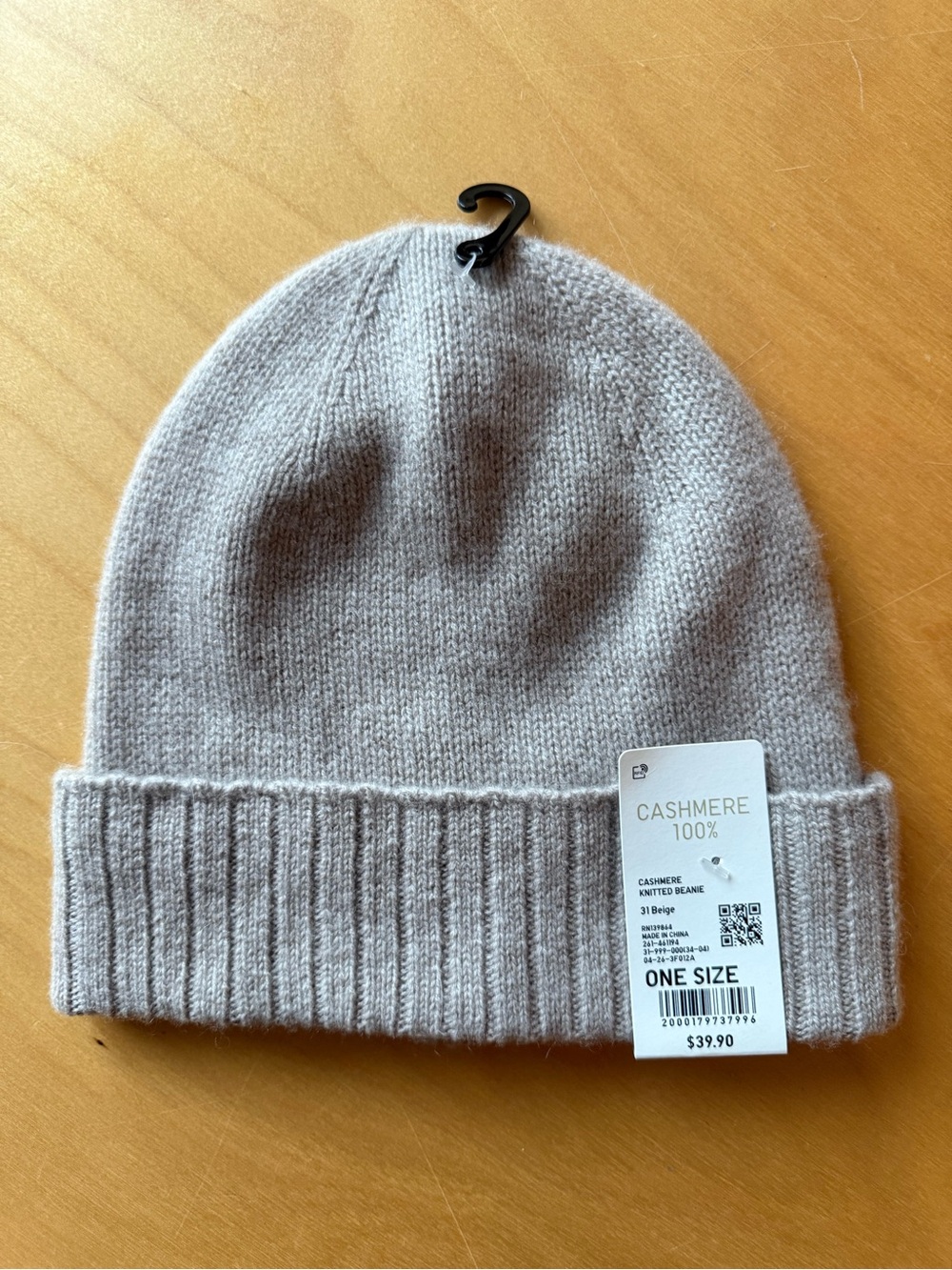 Uniqlo Women Knit 100% Cashmere Beanie, Tan, NWT